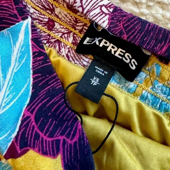 Express Tropical Floral High Low Flowly Maxi Skirt NWOT - Picture 9 of 10